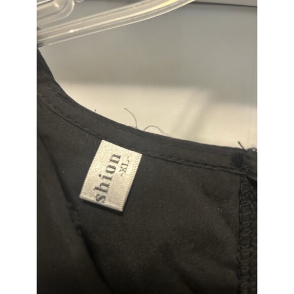 Women’s Black Dotted Swiss lined Size XL Romper Shortall Casual City Modern - Picture 3 of 8